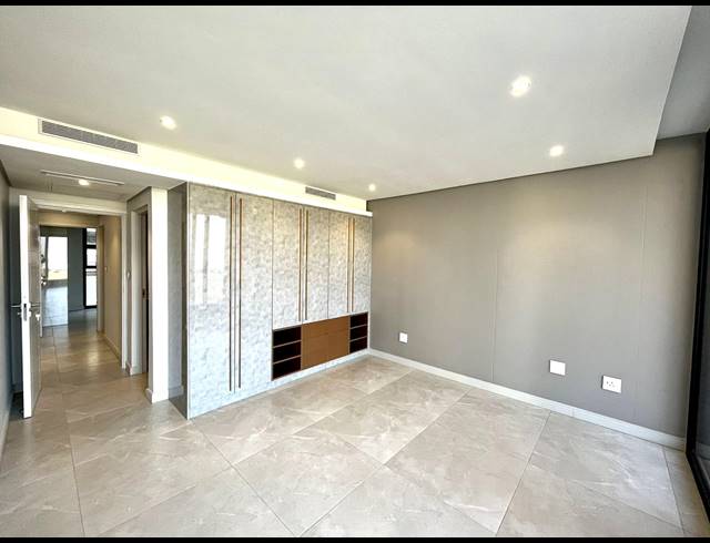 3 BEDROOM APARTMENT FOR SALE IN UMHLANGA RIDGE